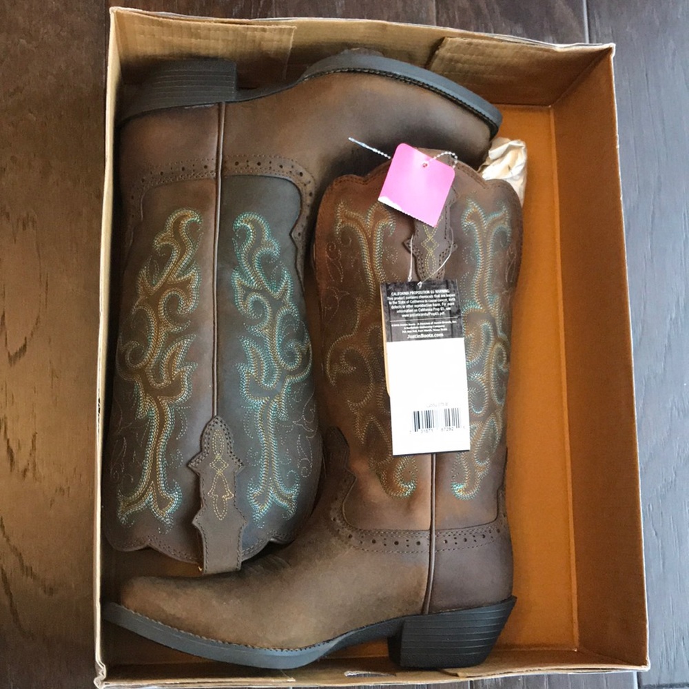 Justin Cowgirl Boots